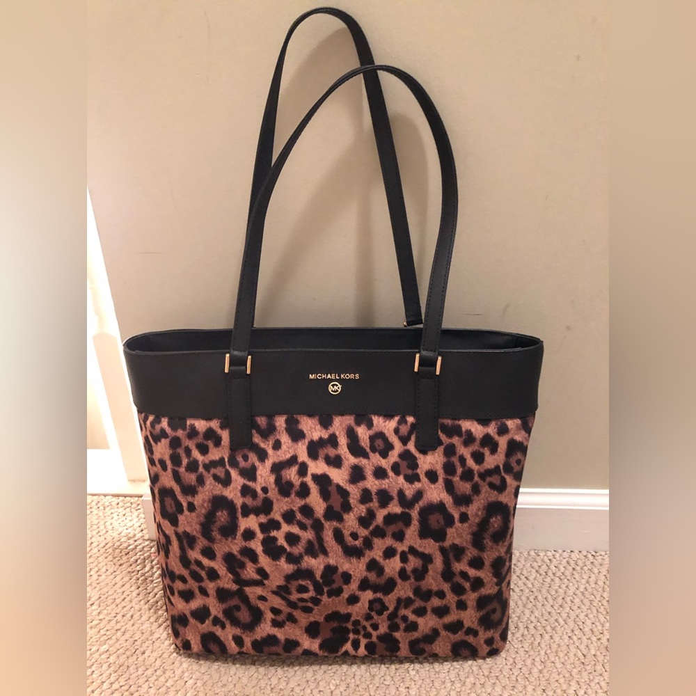 Michael Kors bag-animal print shoulder tote purse cheetah leopard style printed